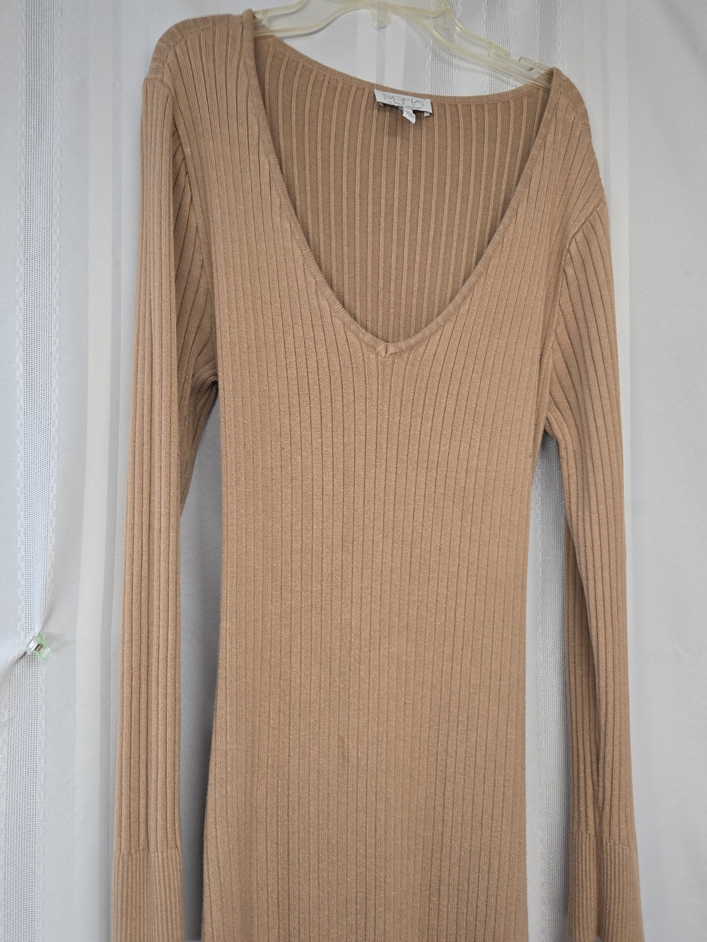 SOFIA JEANS BY SOFIA VERGARA  Ribbed Long Sleeve V-Neck Maxi Dress - Tan SIZE L - Picture 2 of 11